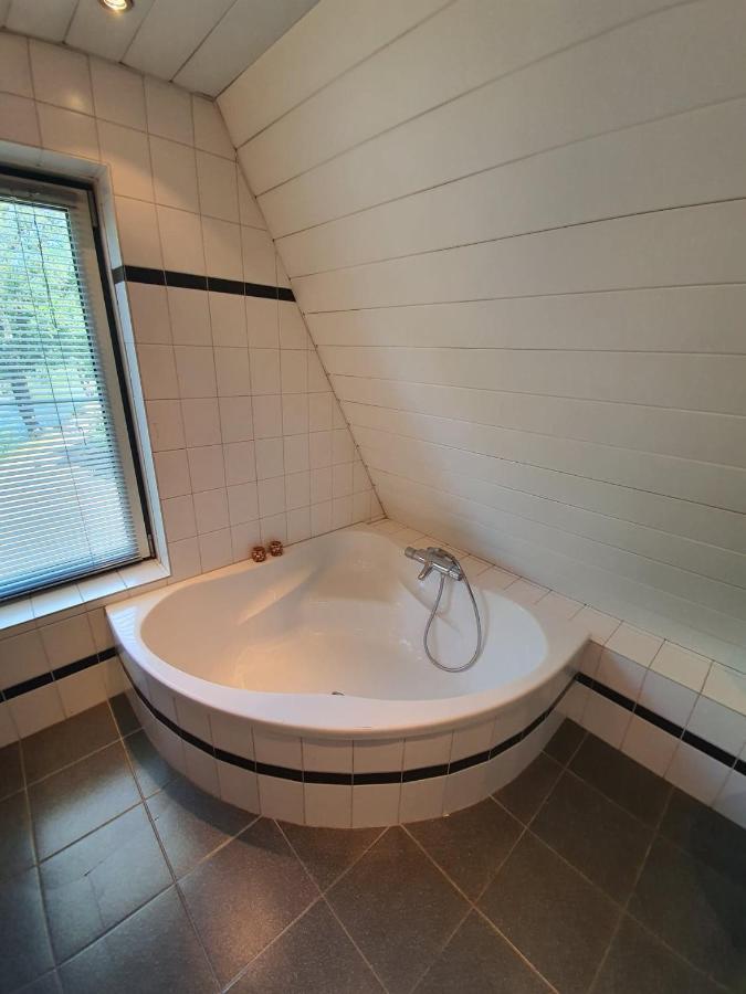 Bed and Breakfast De Vliegende Vlinder Nederweert Exteriér fotografie